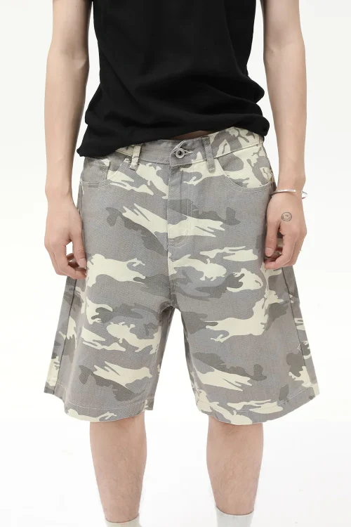 2025 Men’s Summer  Camouflage Shorts Loose Wide-Leg Casual Denim Shorts Versatile Washed