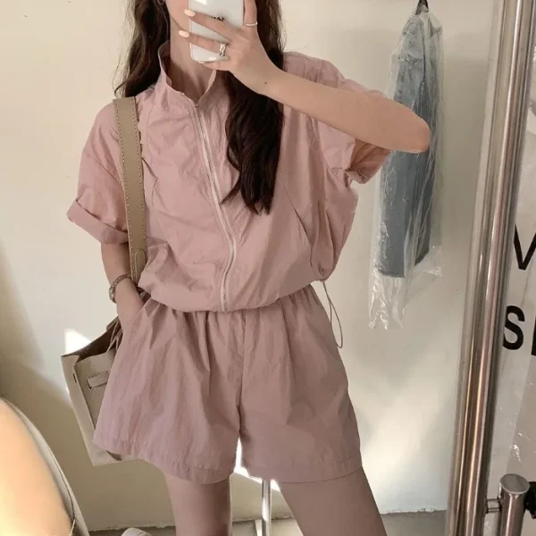 New Summer High-end Loose pink Sunscreen Light Shorts Two-piece Set - Image 6
