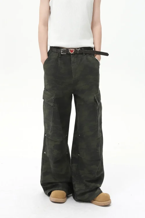 2025 Men’s Fashion Camouflage Cotton Loose Jeans High Street Pleated Design Large Pocket Cargo Denim Pants